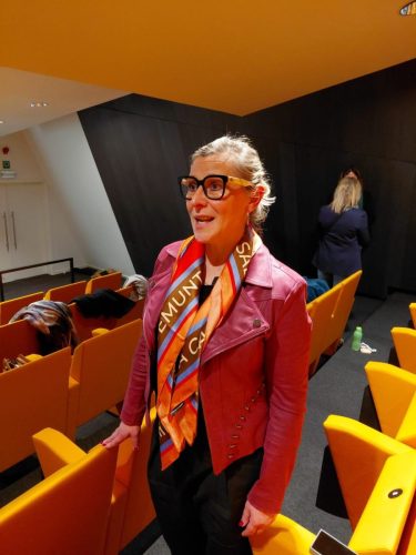 583712dc-3aaa-4468-81ac-729c072fa7bd